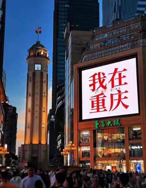 刷到个帖子，本来以为是标题党，点进去一看，评论区给我看破防了。一个外地游客说