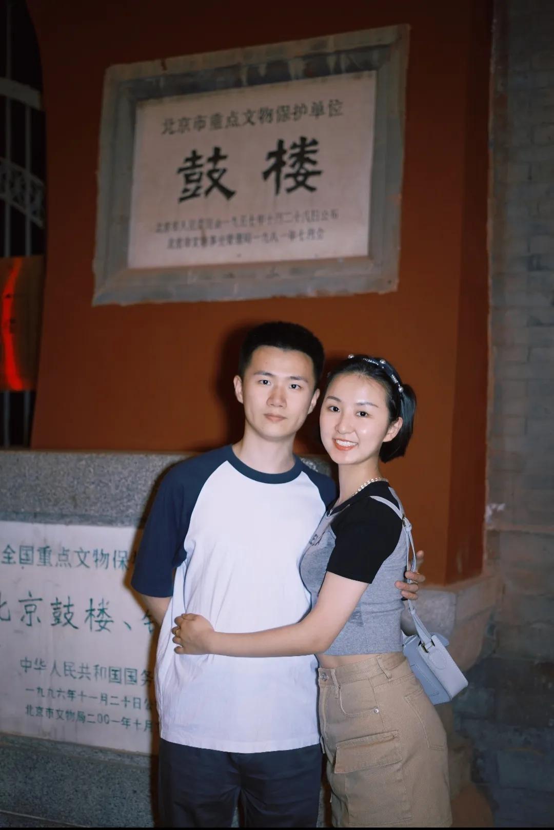 第一张恋爱，第二张结婚有宝宝，大家伙看看两年半之前与之后的区别大吗？