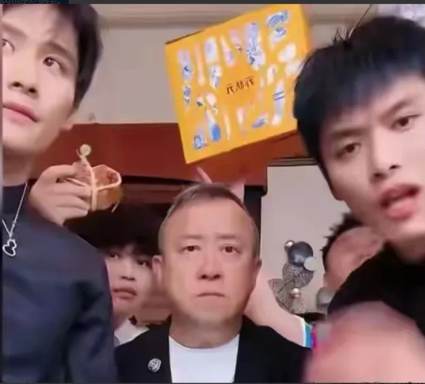 你知道小杨哥为什么被搞吗，什么糟头肉、美诚月饼啥的都是毛毛雨！再怎么折腾肉也是