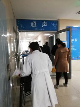 广东东莞，一男子咳嗽严重，于是去医院检查。结果医生告诉男子，他肺部有恶性肺结节，