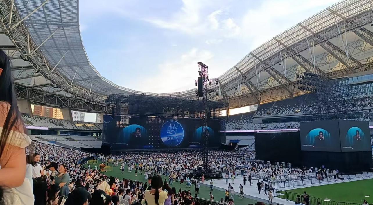 大麦，你搞笑不？这位置1280，仇人看完都释怀了