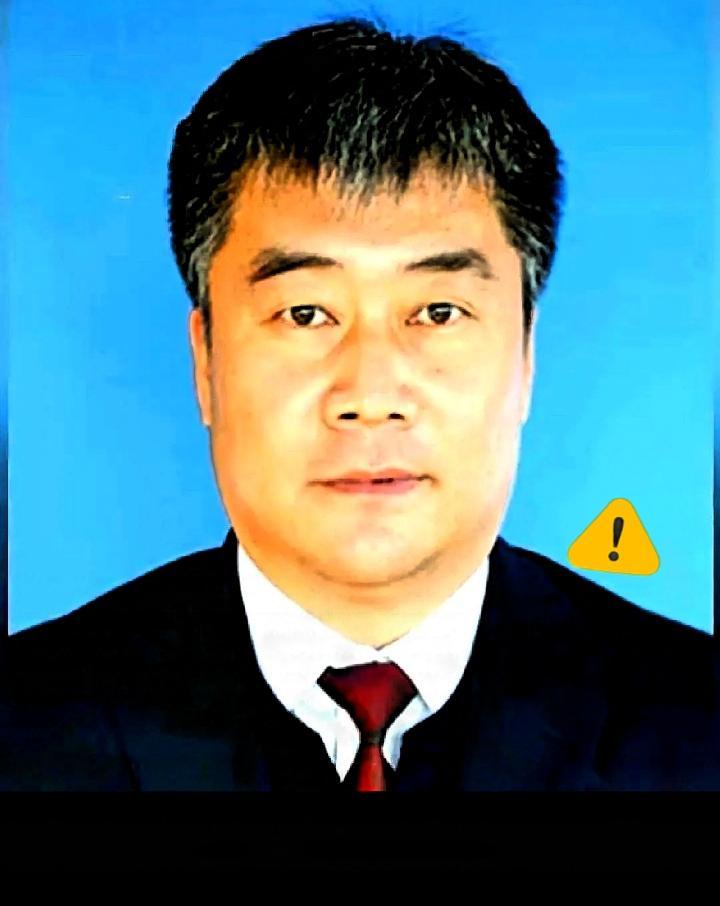 王占山，一名长期奋战在纪检一线的干部。他在公开场合反复强调两件事：紧盯“一把手