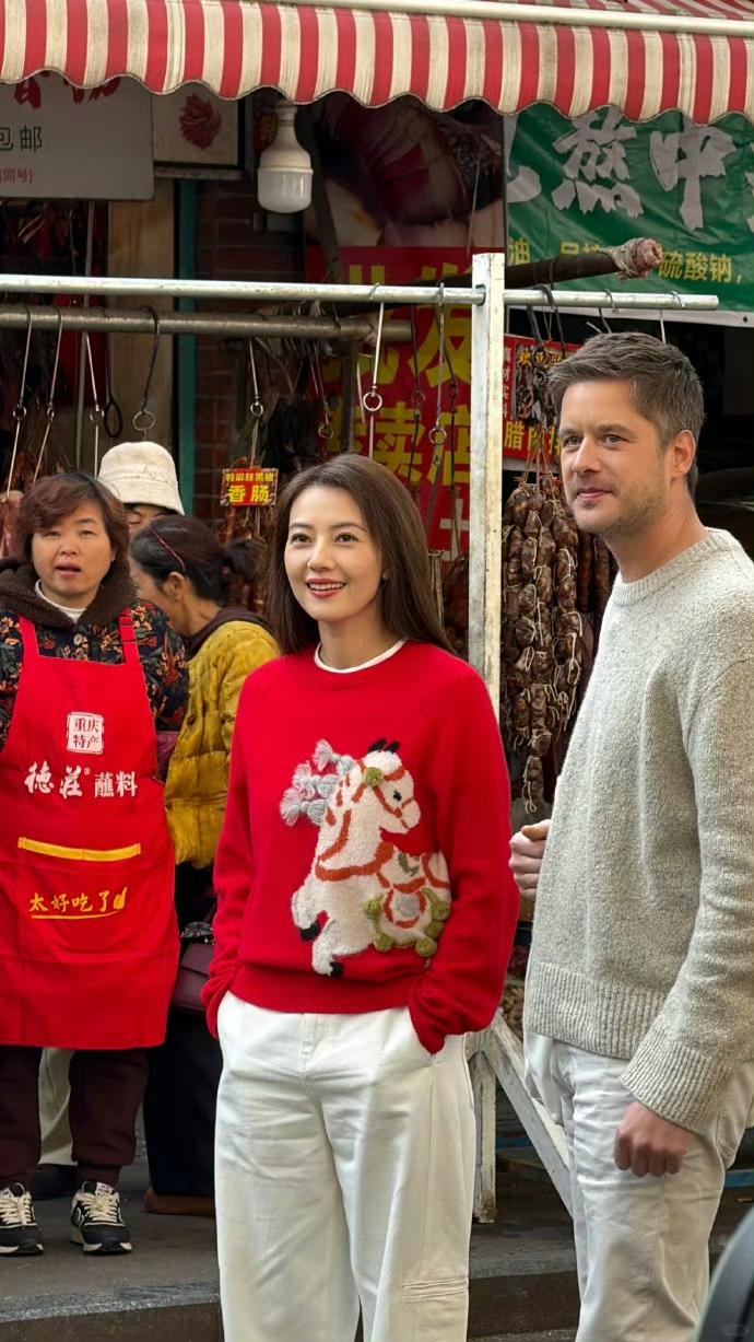 高圆圆拍综艺有“光替”，可以理解，但让法国主厨多走戏，这就有点说不过去了我可真