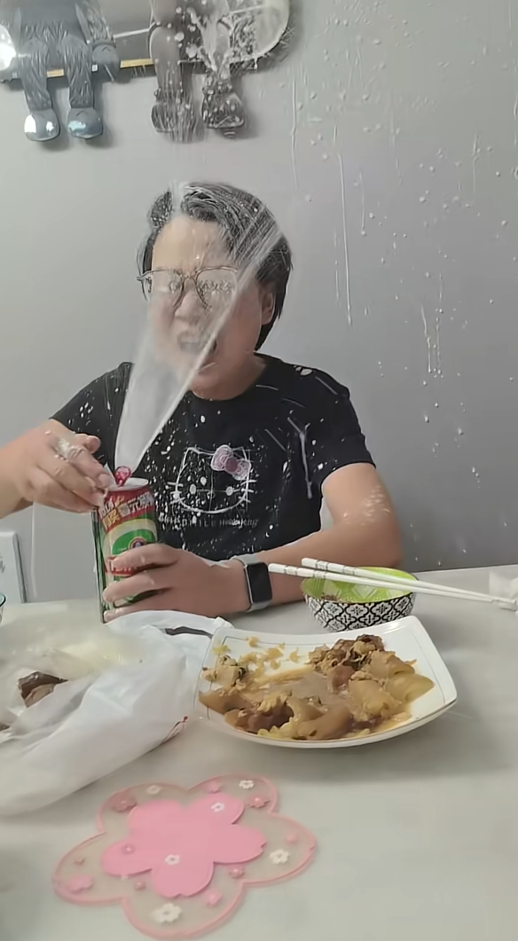 我的好闺蜜真的是笑死我了