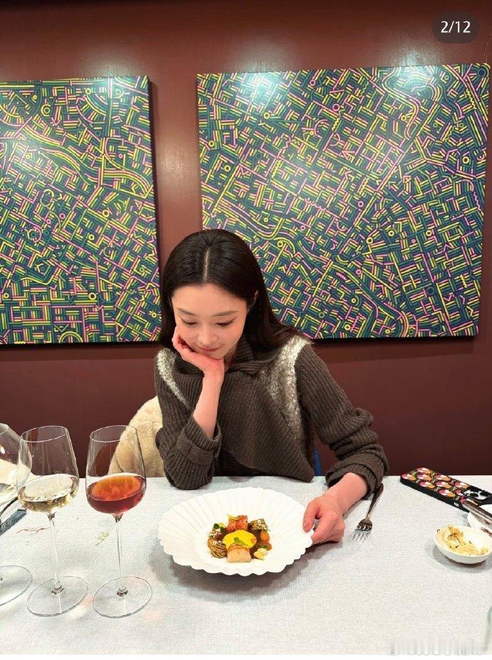 真正的粉丝，没有不在乎嫂子的吧尤其是存在感还很高的嫂子