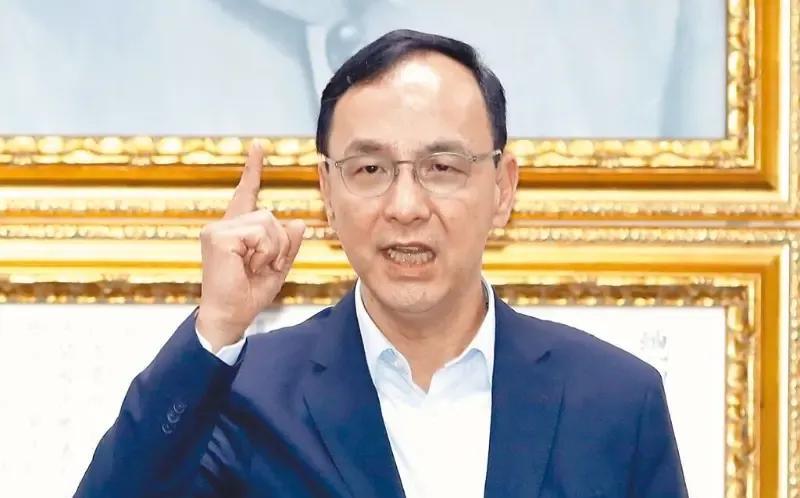 朱立伦党主席的位置稳了。这次大罢免国民党大胜，不仅保持了国民党立委在“立院”的位