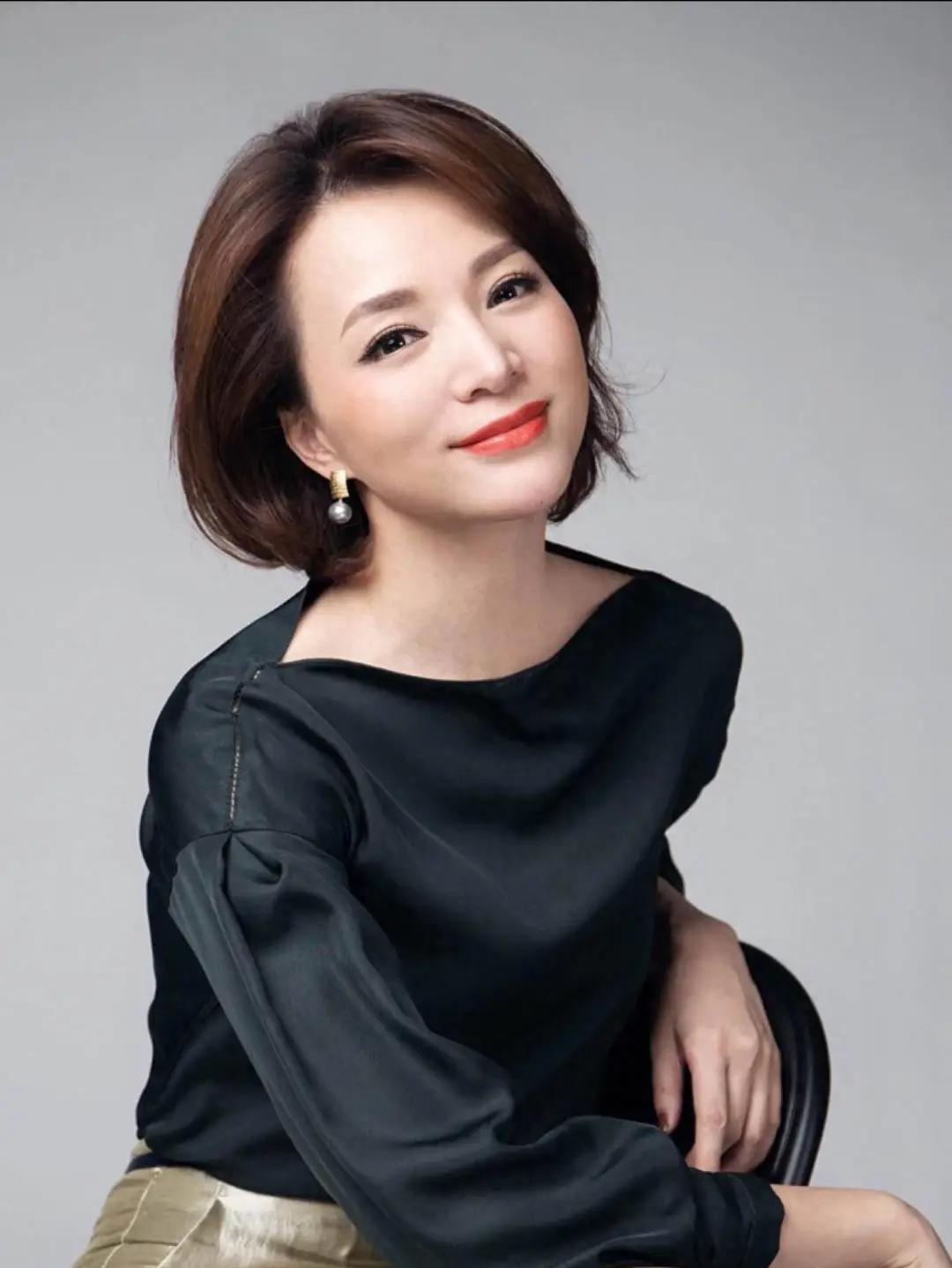 央视真正的“铁三角”！倪萍、董卿、周涛一开口，就是顶级主持说起央视女主持人