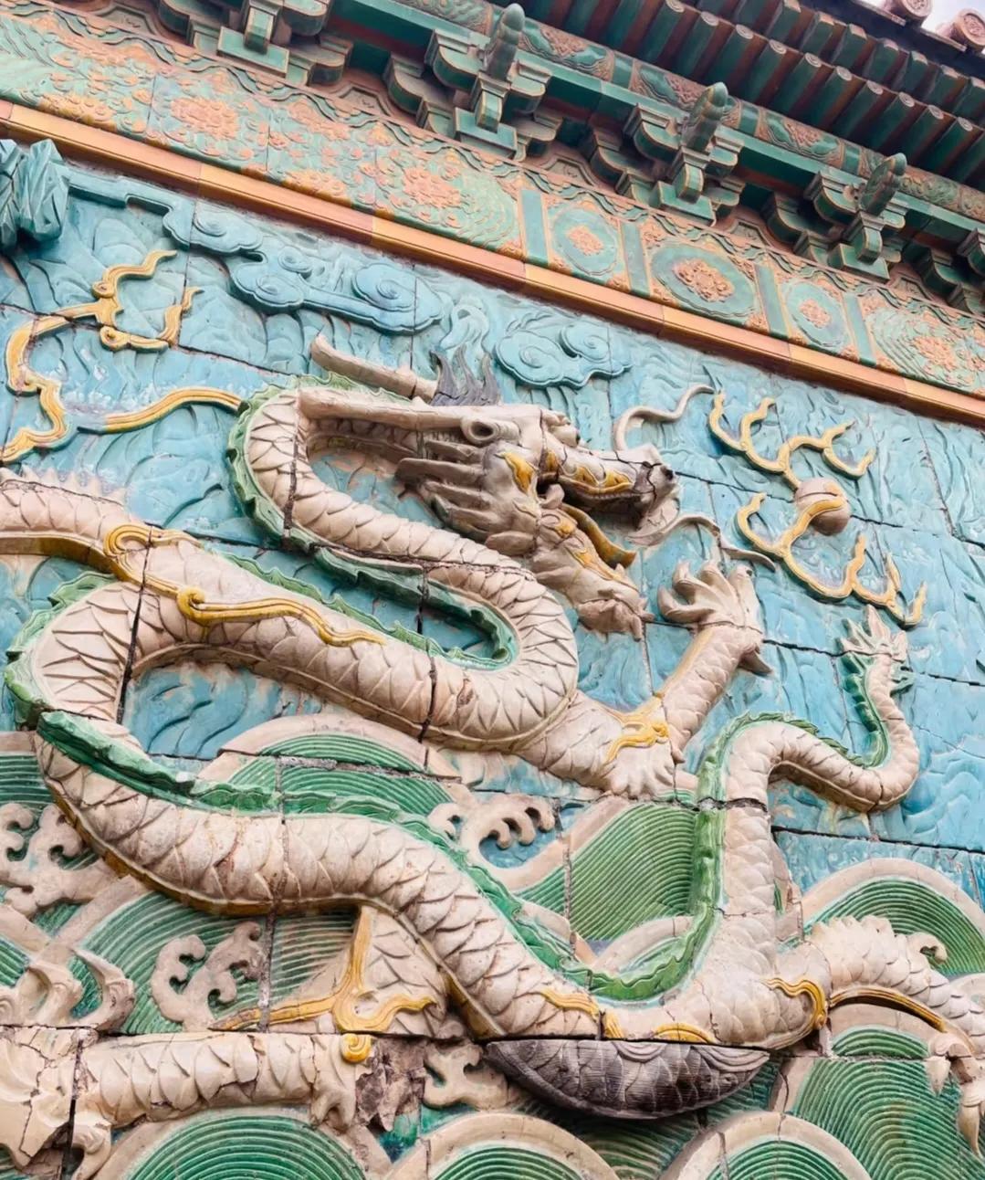 这位工匠了不得，要是乾隆泉下有知，知道被它骗了，做鬼也不会放过他。这位工匠名叫马