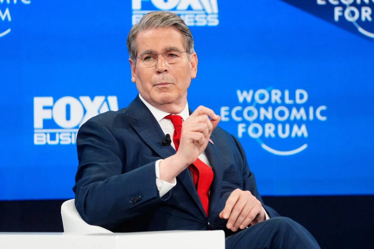 美国财政部长贝森特最近可谓是“狂”得不行，特别是在面对欧洲的时候，完全是火力全开