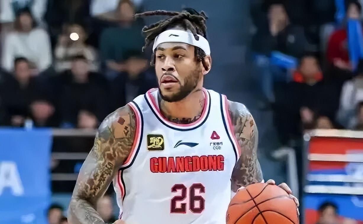 CBA3大动态：郭艾伦正式加盟，赵睿吃亏大了，北京首钢签下国手后卫这三条消息