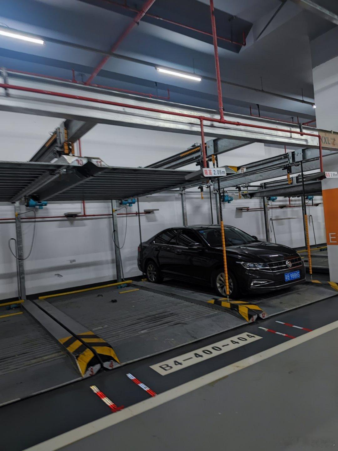 平安金融中心非常反人类的停车场深圳·平安金融中心