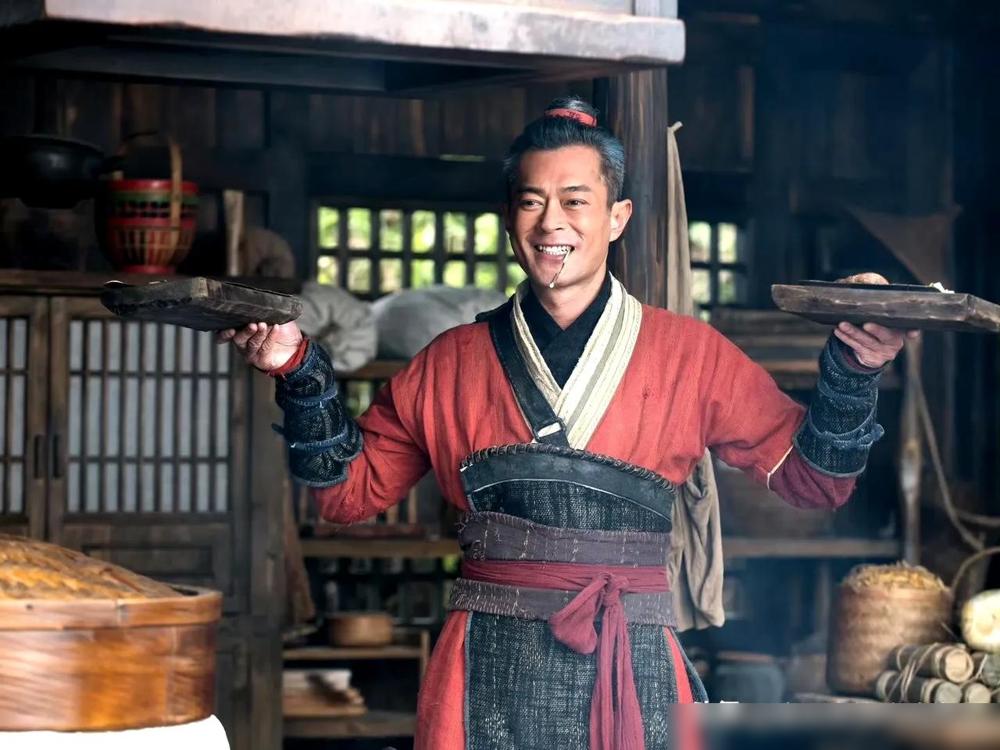 《寻秦记》电影版终于要上映，离剧版完结播出已经超过二十多年了。大家最近聊起这