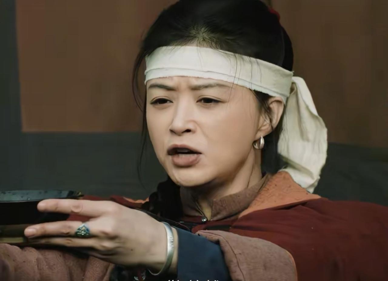 《归队》直到漫天的传单被鬼子从飞机上洒下，大家才知道抗日将军杨靖宇同志牺牲了，福