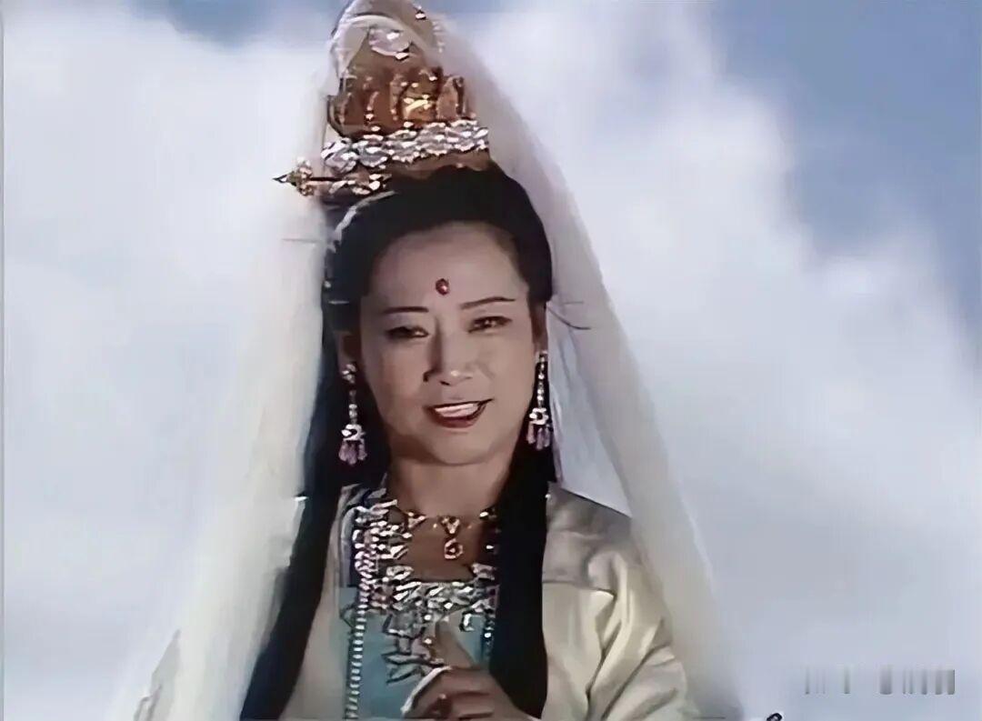 《西游记》观音为什么推荐二郎神降服孙悟空，而不是自己去降服孙悟空呢？孙悟空大