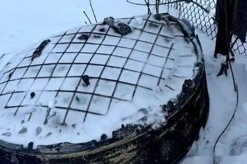 2026年1月9日，乌克兰方面展示了一枚被击落的“榛树”导弹残骸，按理说这应该是