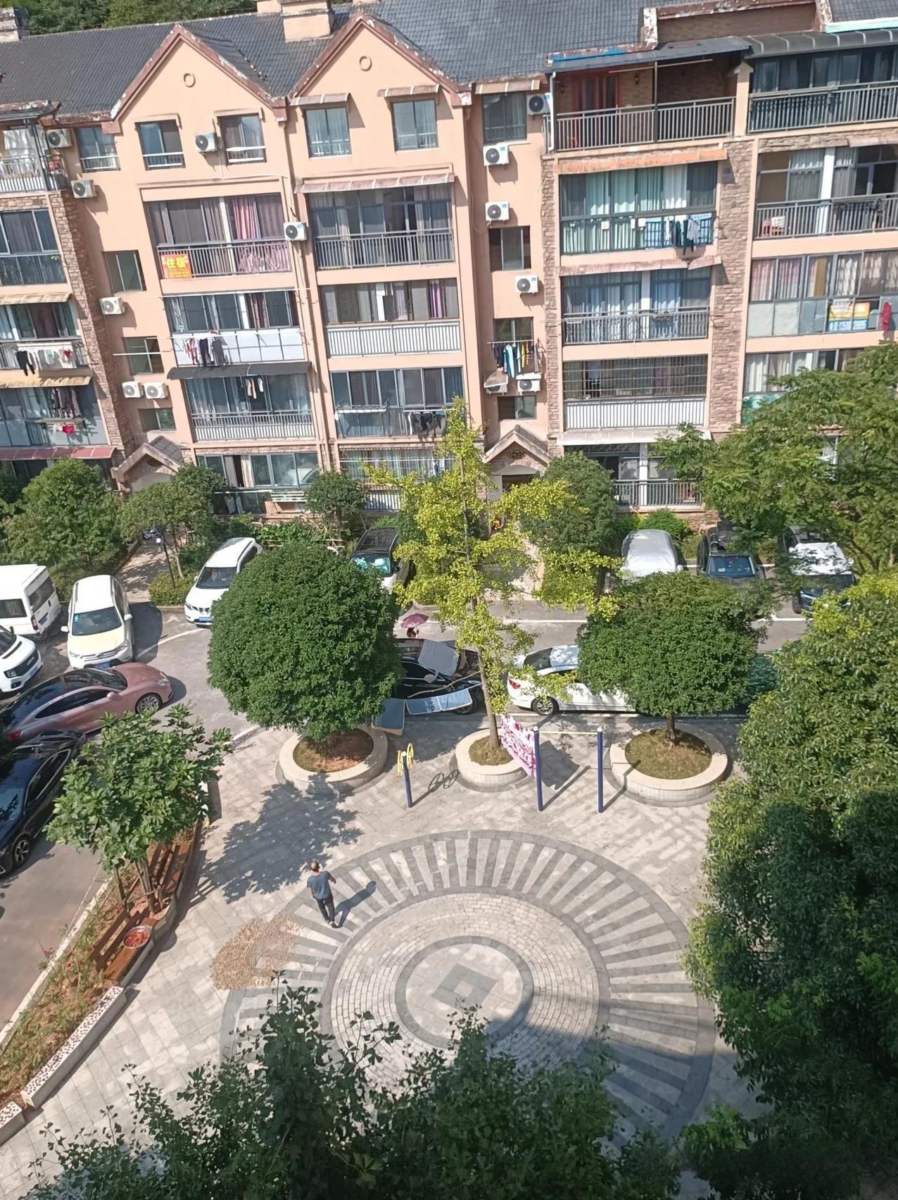 我有点担心自愿放弃社保无效后估计许多民工不但得不到社保还会丢掉目前的工作