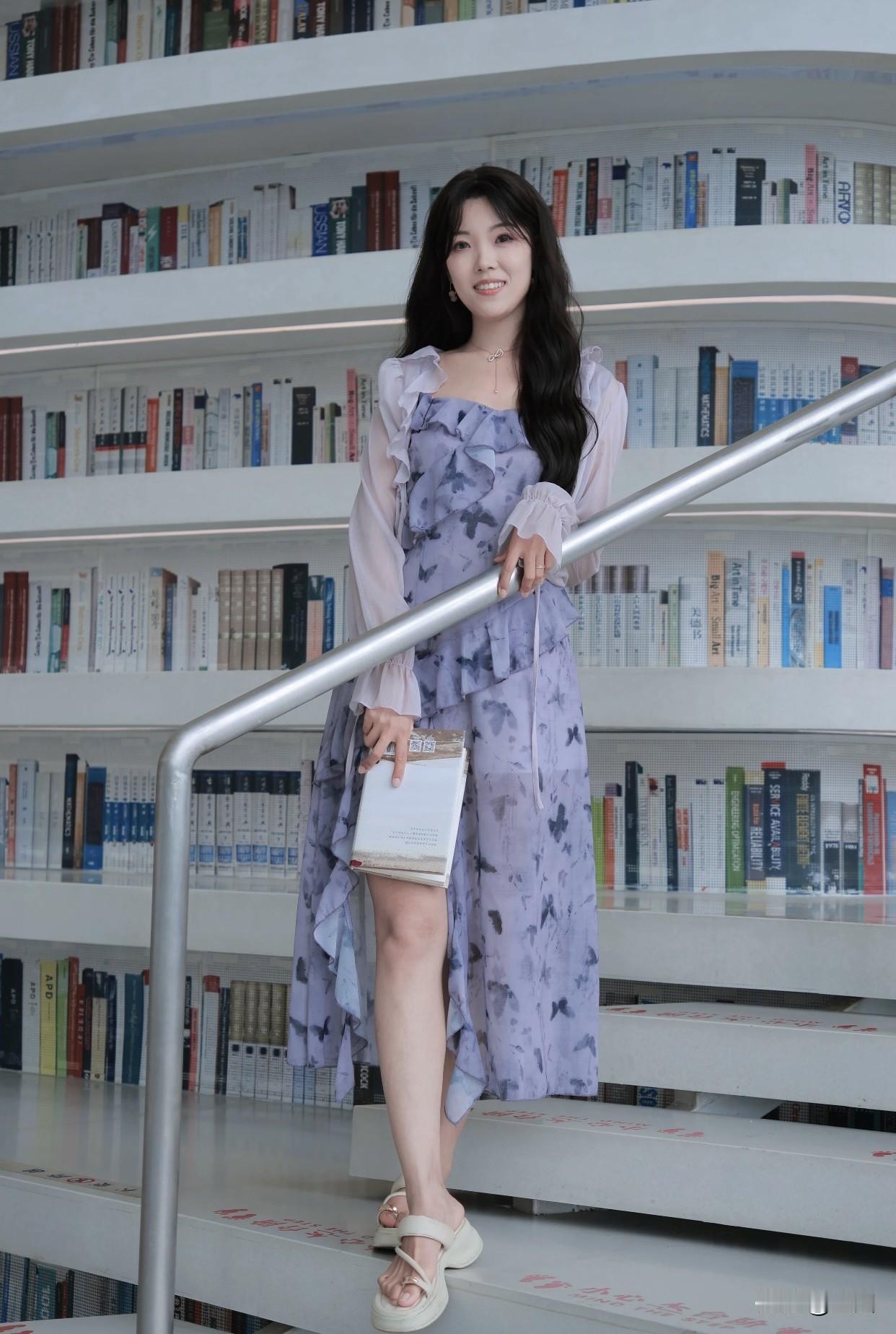 想生活开心快乐，其实不难。每天保证7-8小时睡眠，不然疲惫会放大所有不开心。