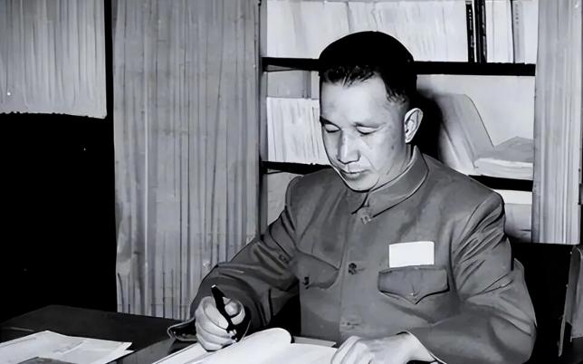 军中战神，却栽在不会圆滑上！四年总参步步碰壁？都说乱世出猛将，盛世难直臣。