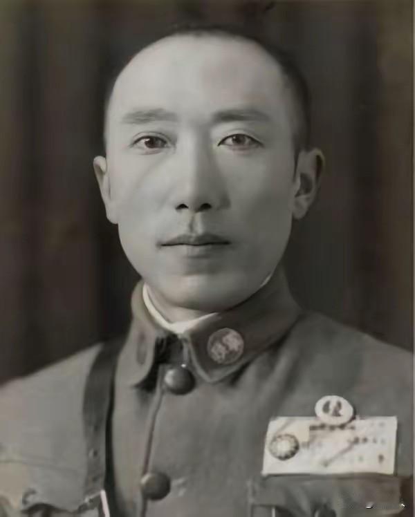 1941年，山西土匪假意投降日军，被中将万人围剿，摔碗怒吼：跟鬼子拼了！1