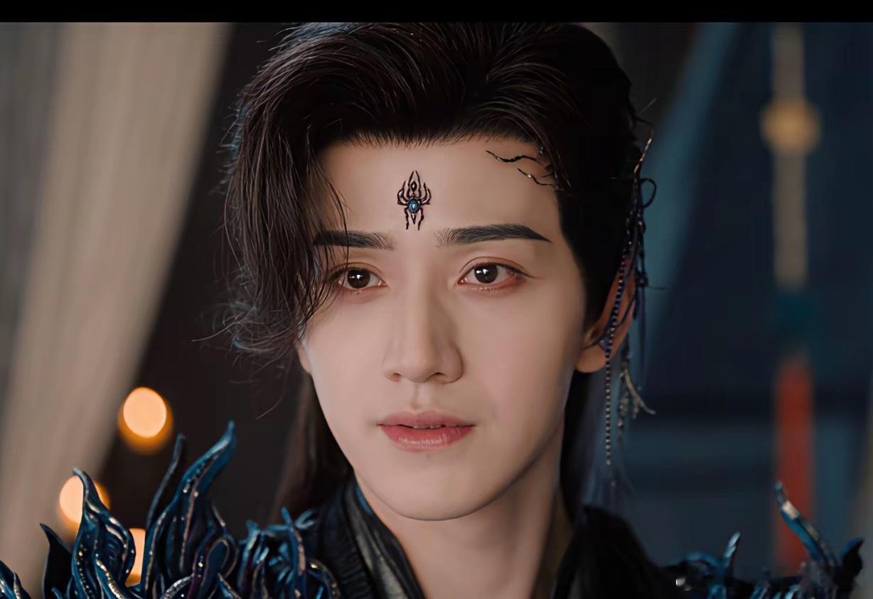 《天地剑心》：清澄黑化清澄不仅软禁了清瞳，还和黑狐有了瓜葛。​原来他被千机城主吸