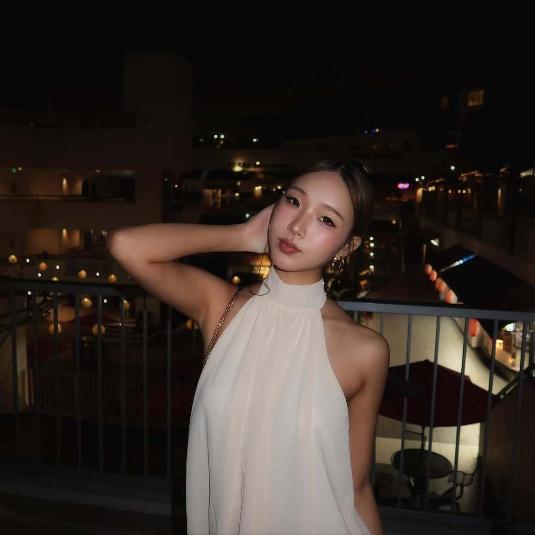 小S在评论区说：谁这么会生啦​​​