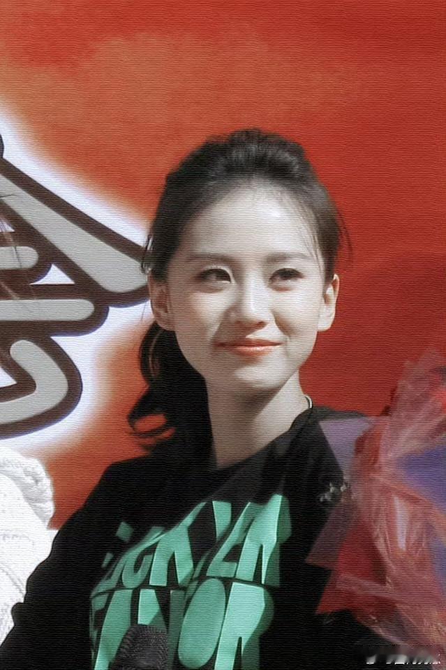 刘诗诗早期太好看，白白嫩嫩像颗糯米团子。​​​