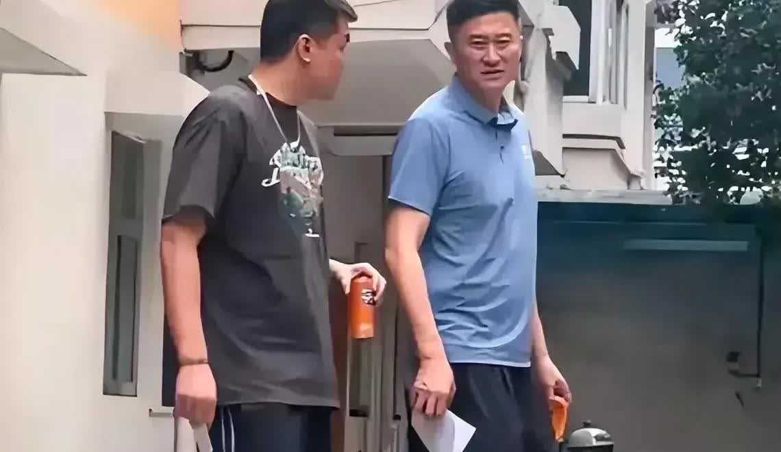 朱总说会引进徐昕，是球队经理都会这么说为什么？试想徐昕虽己22岁，身高2.2