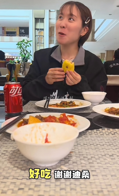 要我说这次的兵超联赛最大的赢家既不是孙颖莎，也不是王曼昱，而是被深大俱乐部签