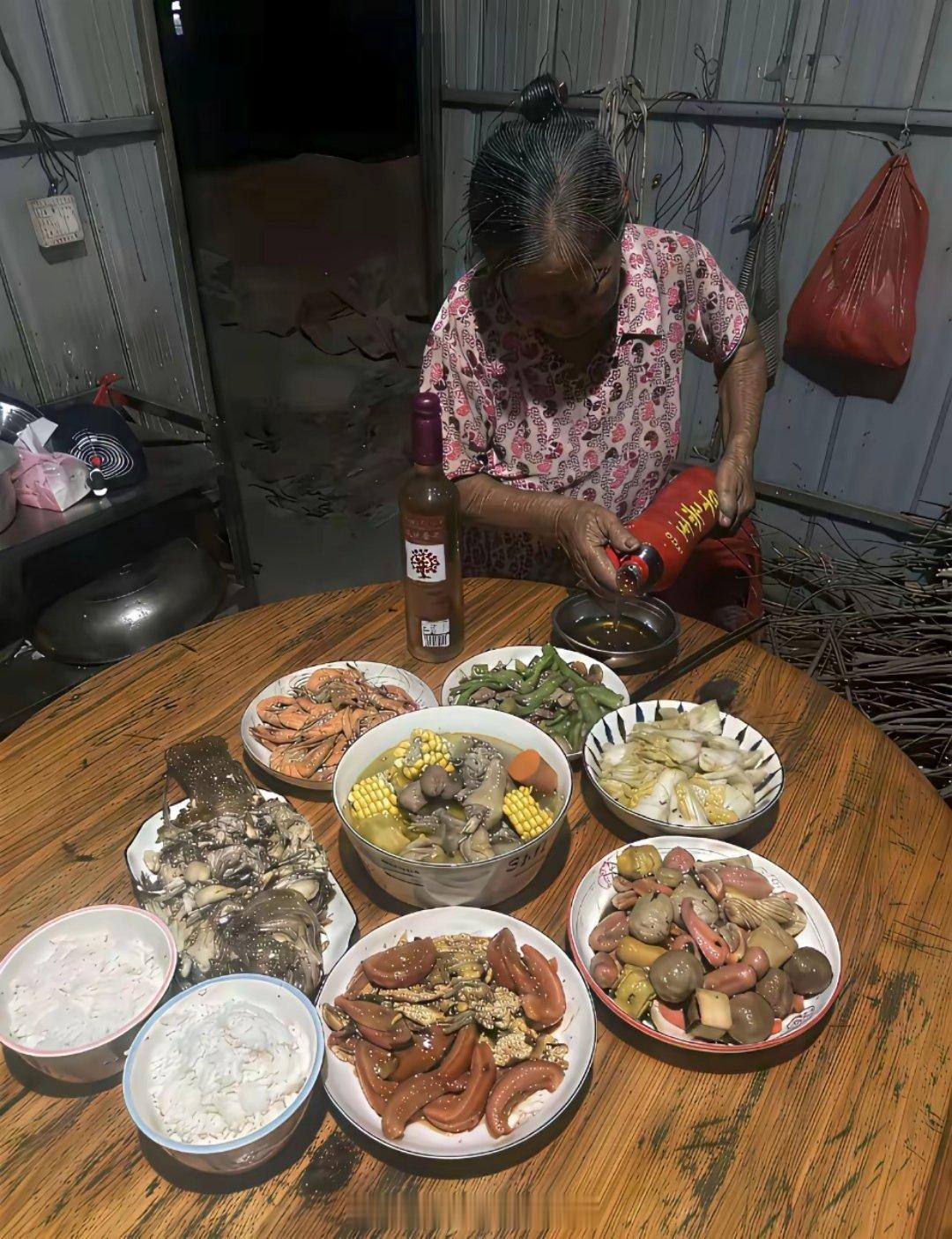 都这条件了，为什么饭还吃这么好