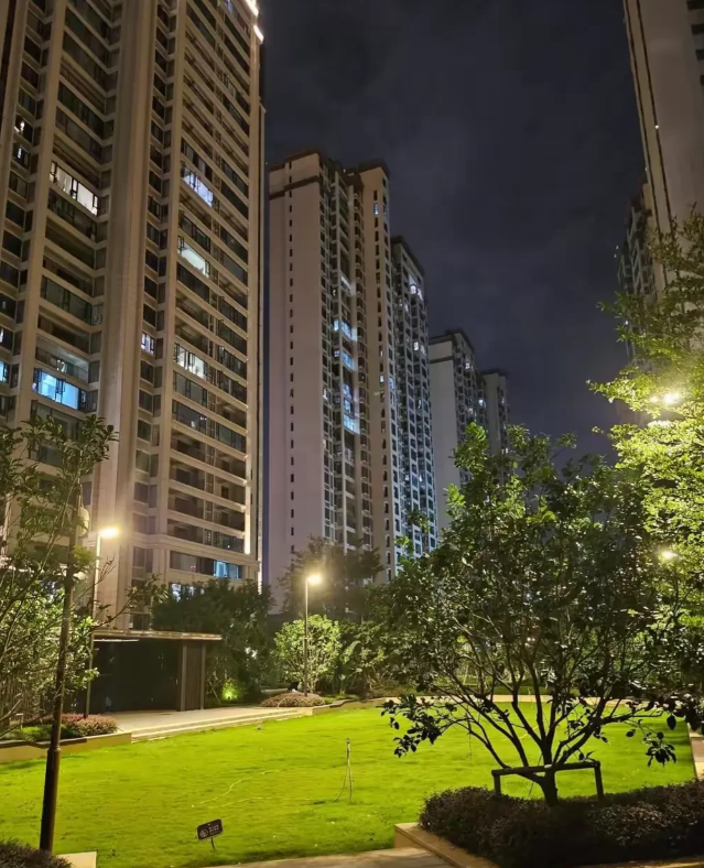 太心急了！福建厦门，姐姐见弟弟结婚没有房子，将自己名下的房子无偿让给弟弟居住。结