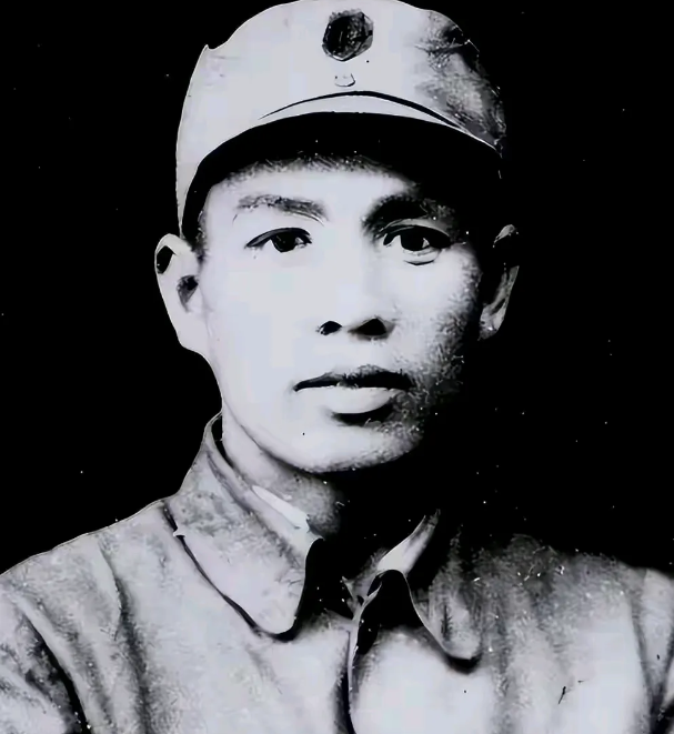 76年8月，丁盛的一句“60军我指挥不动，你们要早做准备”，给他自己惹下了大祸，