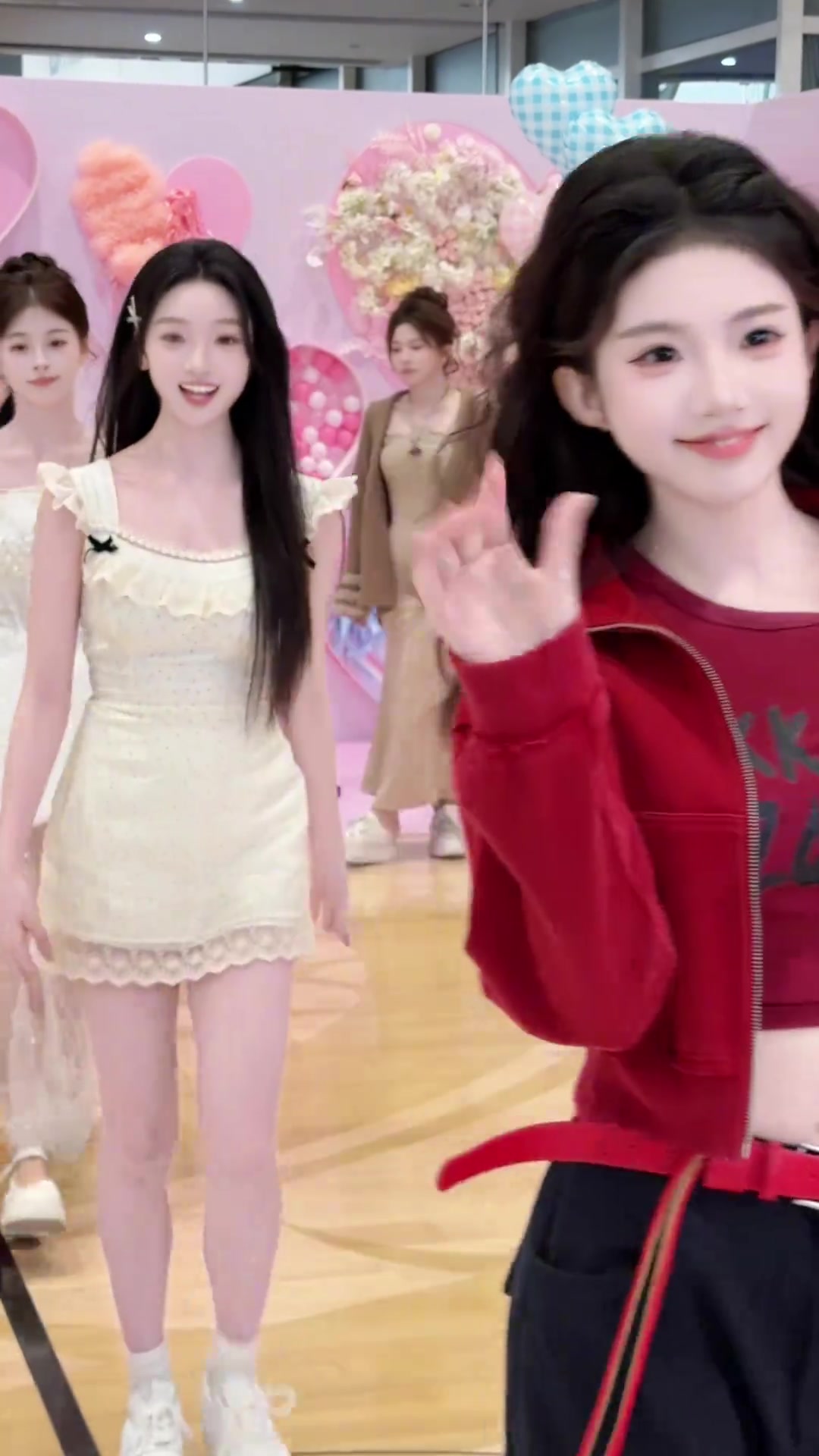 震惊！一个视频变心10次，网友直呼看不下去