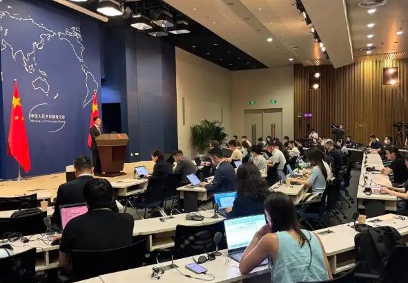 就在刚刚，中国国台办发表严正声明，7月2日，国台办正式发声，点名批评台湾