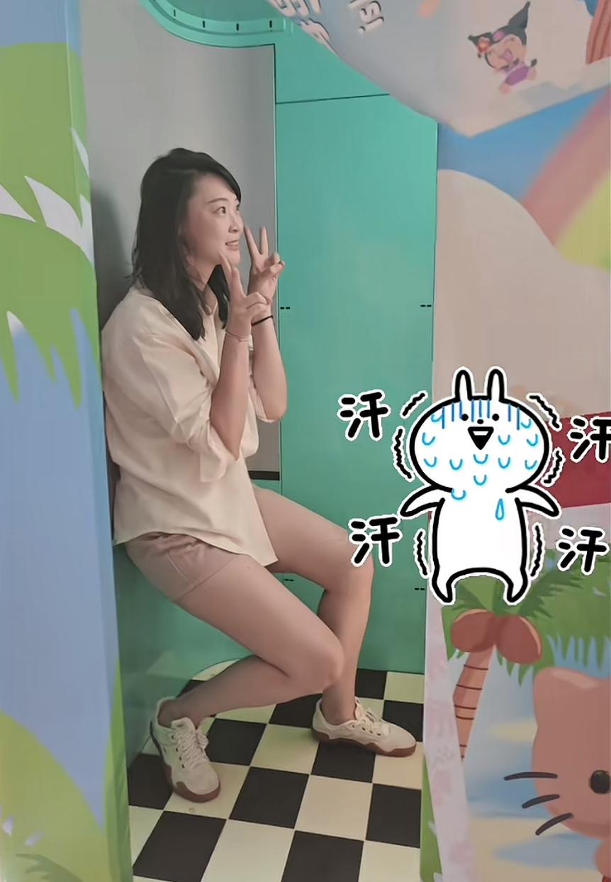 惠若琪拍大头贴竟然累出一身汗，还直呼太难了，这到底是啥情况？7月29日，惠若
