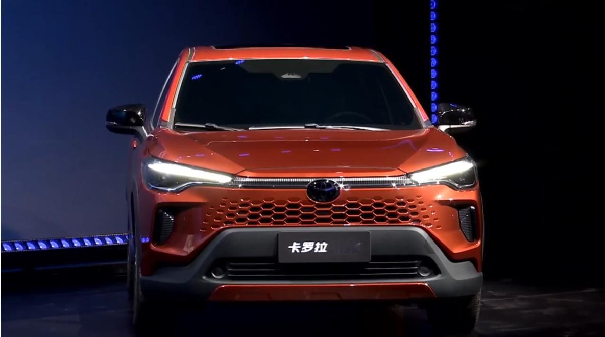 全新丰田卡罗拉锐放基本参数：4460*1825*1625mm，轴距：2640mm