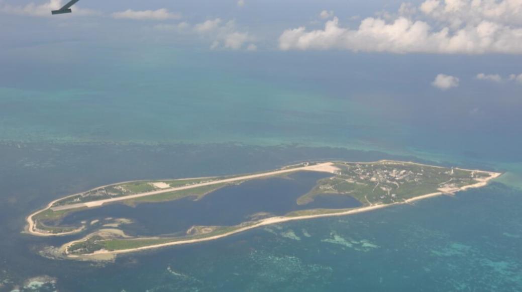 我国防部发言人关于“斩首”的话音刚落，解放军监侦无人机马上进入东沙岛“领空”，而