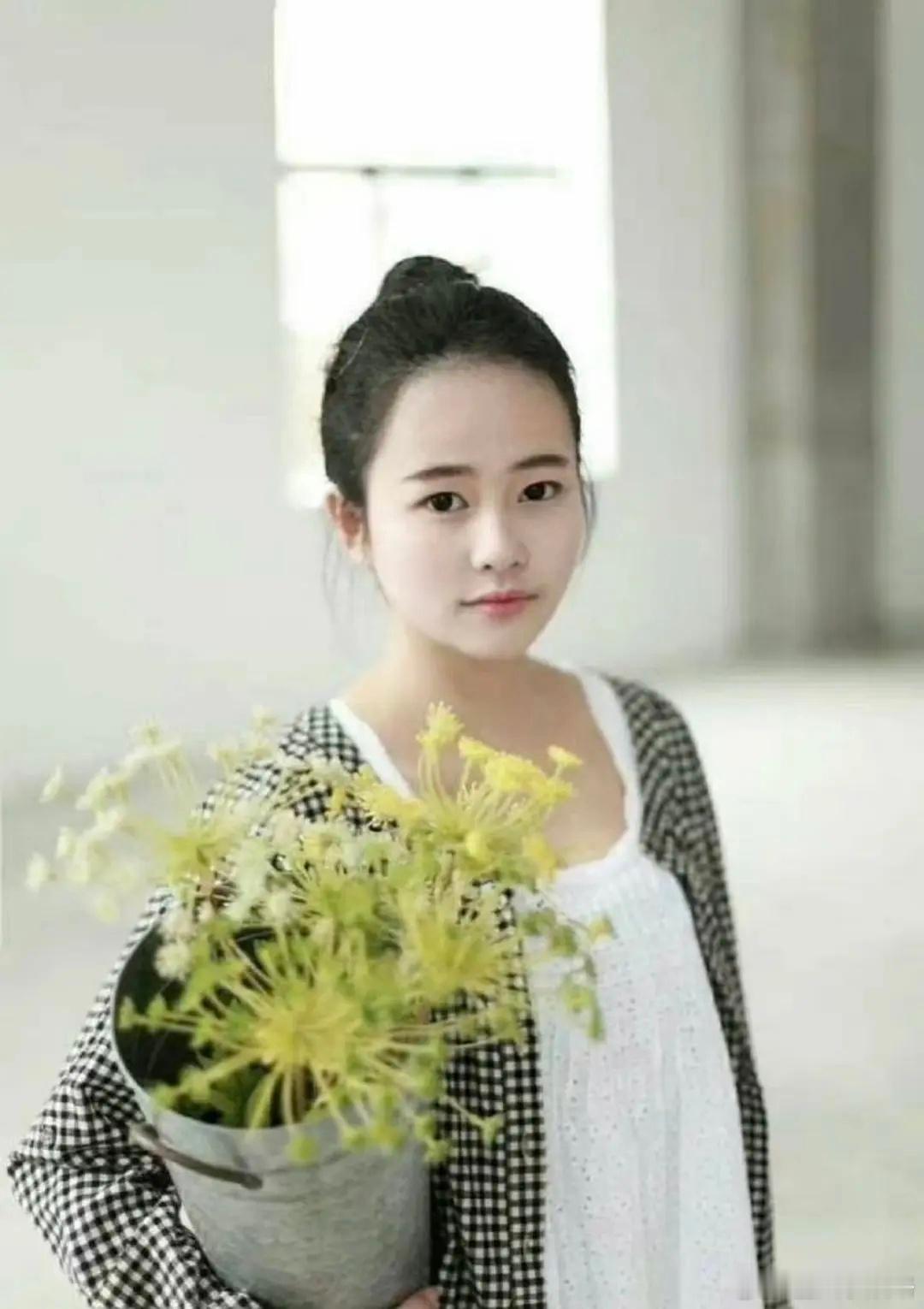 白鹿早期和现在差别为什么这么大