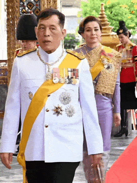 泰国国王一般不外访，除非是大事。那么问题来了，泰国打柬埔寨为什么东大悄无声息？