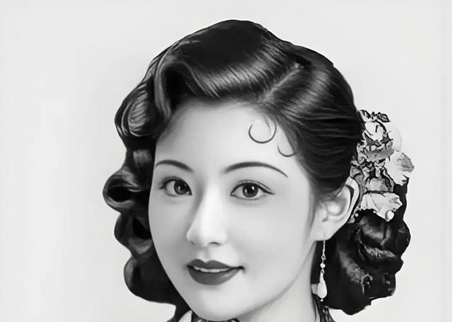 1939年，40岁的白兰花勾引宋霭龄23岁的儿子，在马尼拉成婚。这桩婚姻跨越年龄