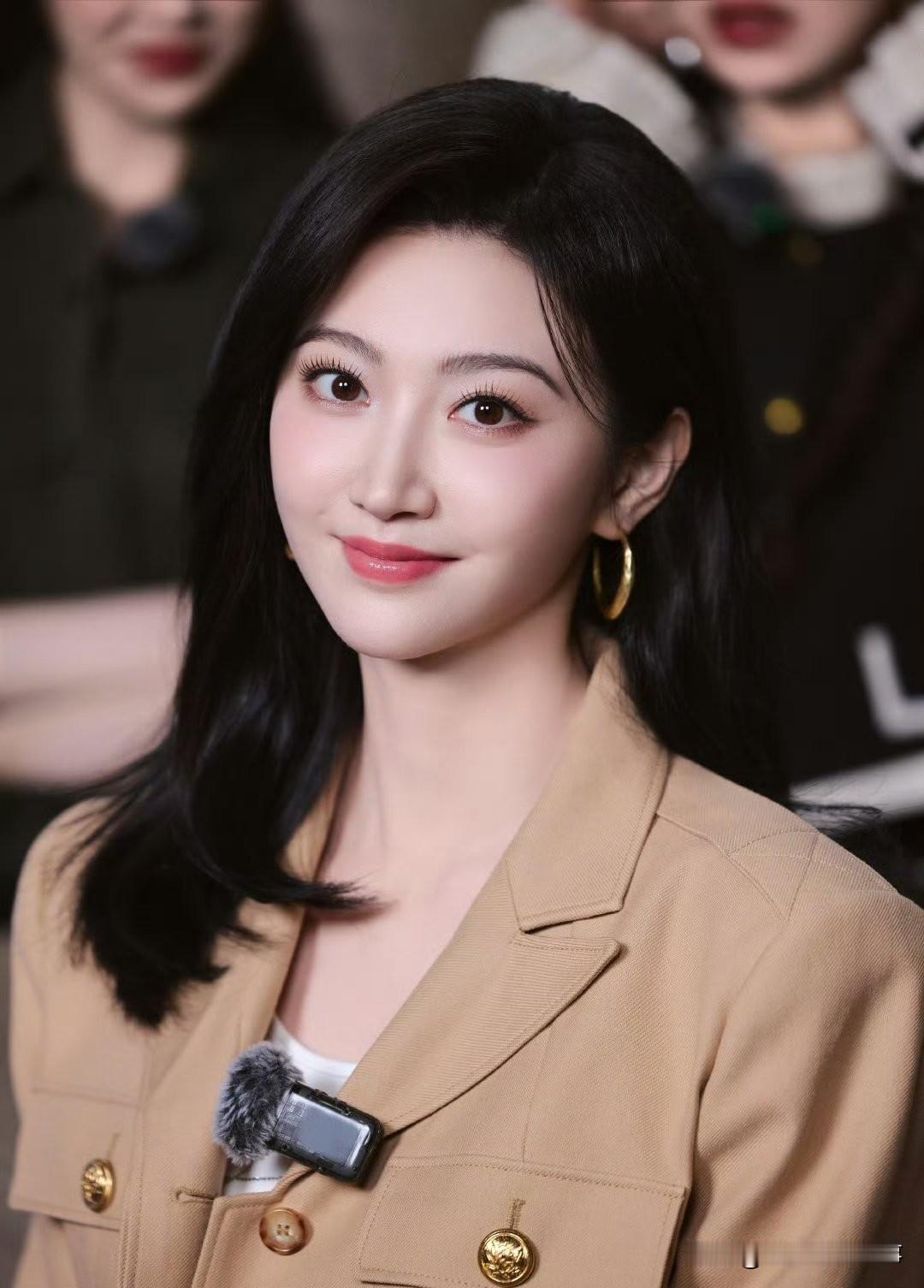 第一位公开发声力挺景甜的娱乐圈女星出现了！孙宇晨发了篇六千字长文，标题叫《我的