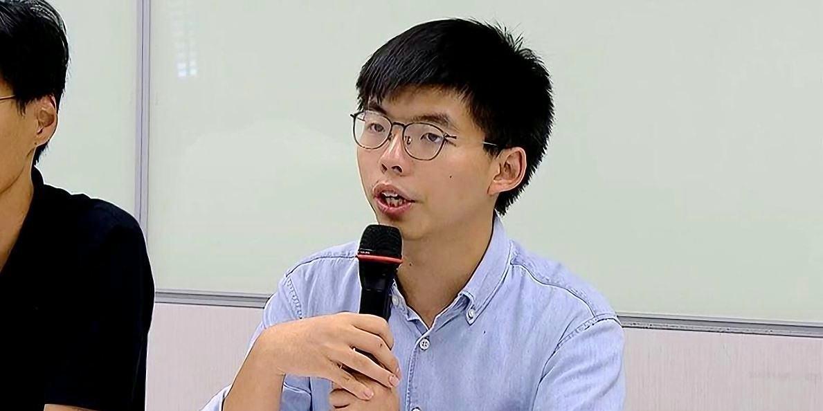 出狱倒计时只剩4个月，29岁的黄之锋却在9月2日现身香港高等法院犯人栏，当庭承认