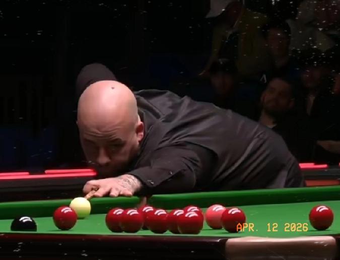 62-47，布雷切尔二度上手再赢一局，比分扳平3-3。小和尚太厉害了，今晚关键