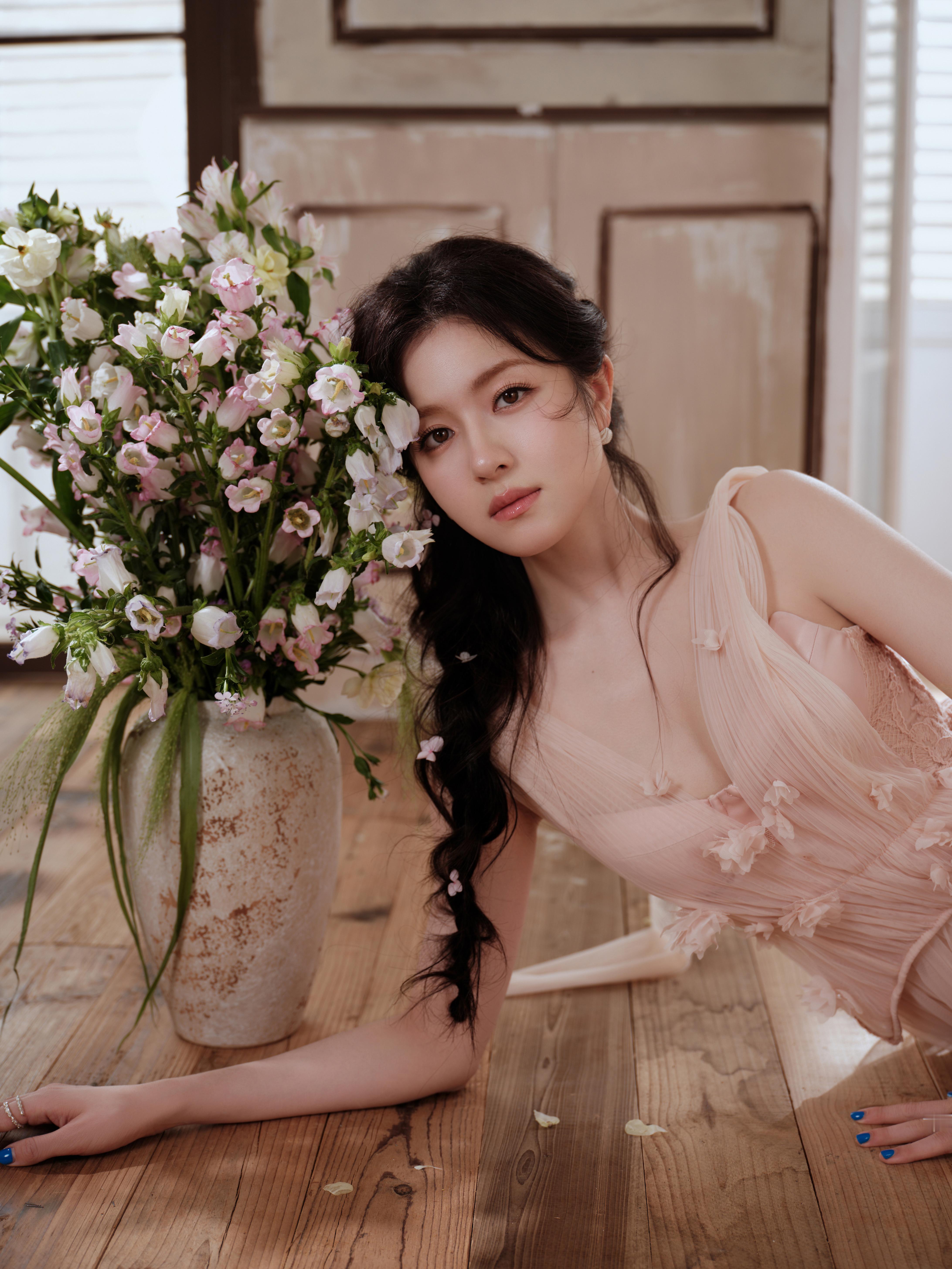 李兰迪柔粉轻纱，甜蜜浪漫。