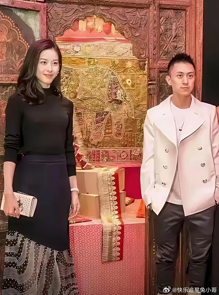 秦奋年轻，又是富豪，章泽天之前怎么没有对他心动呢？