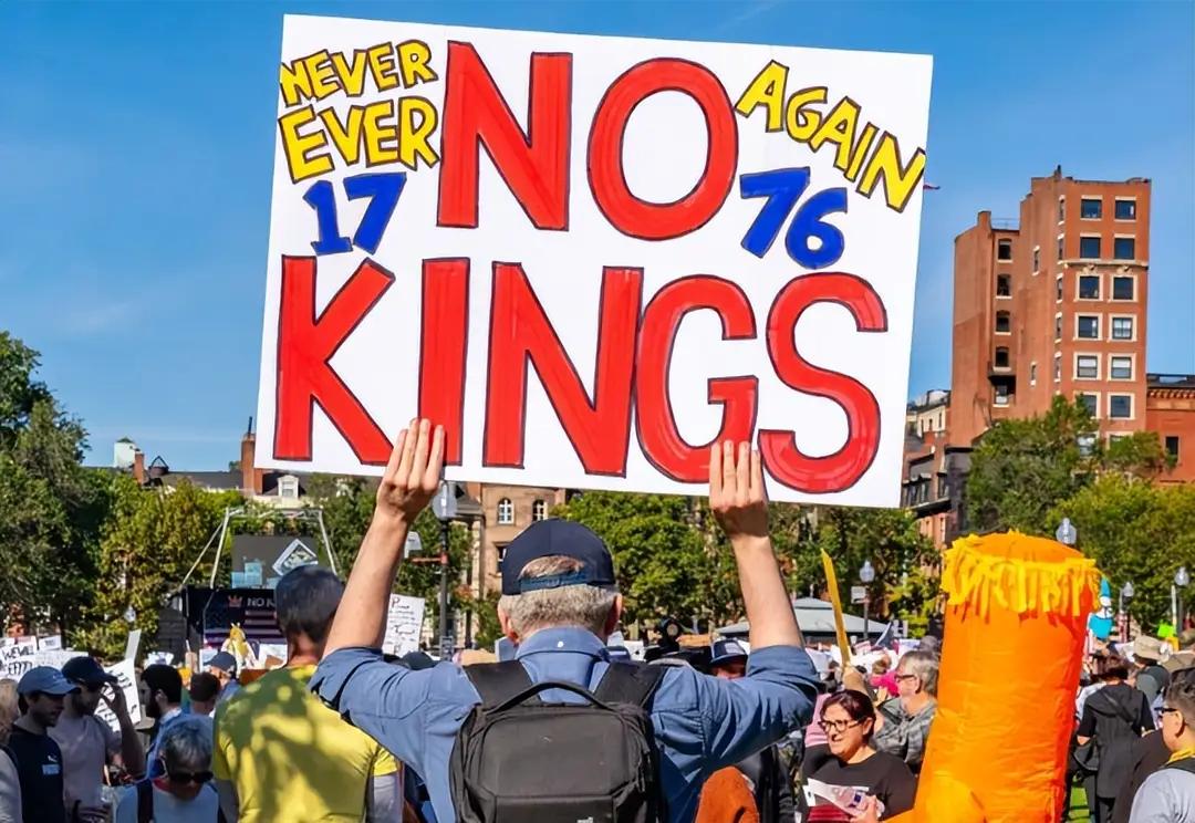 美媒集体慌神！中国看破美国“斩杀线”，罗斯福再世也难救霸权美媒近期集体哀嚎