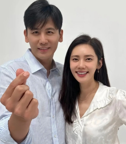 秋瓷炫是不会离婚的不是因为她们有两个孩子而是因为于晓光是她秋瓷炫这辈子都