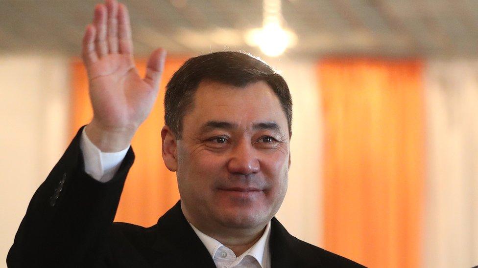 8月31日，中方在比什凯克同吉尔吉斯斯坦总统扎帕罗夫举行会谈，最让人印象深刻的是