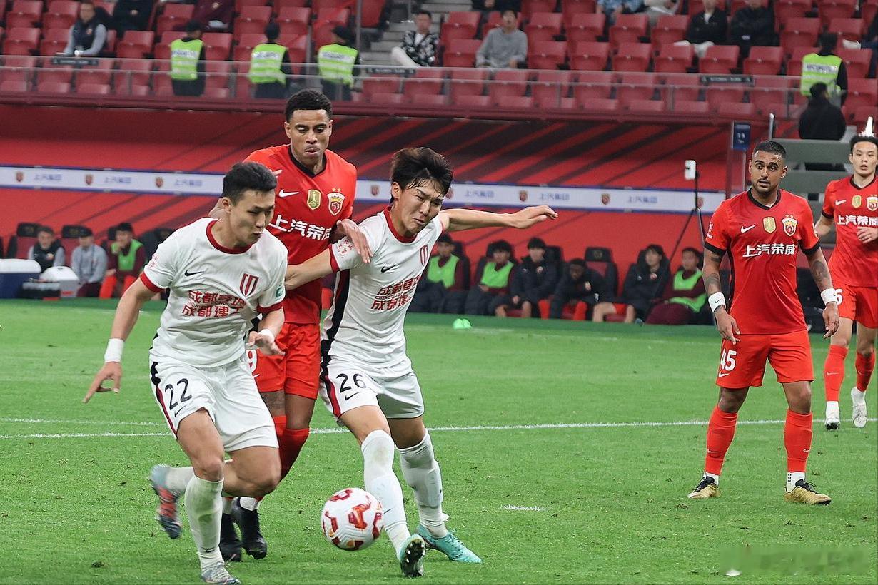 还有不到20天，就是成都蓉城与武里南联的亚冠比赛，但替代提莫的人选还没有十分确切