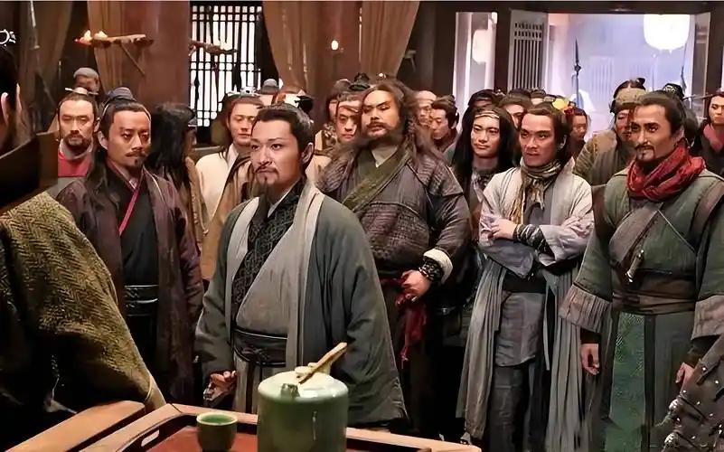 为什么吴用支持招安？因为他最清楚梁山的财务状况，再不招安，梁山那七八万人马就得饿