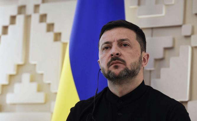 10000士兵还在俄军包围圈内，乌克兰突然宣布：停止与俄和谈当地时间12